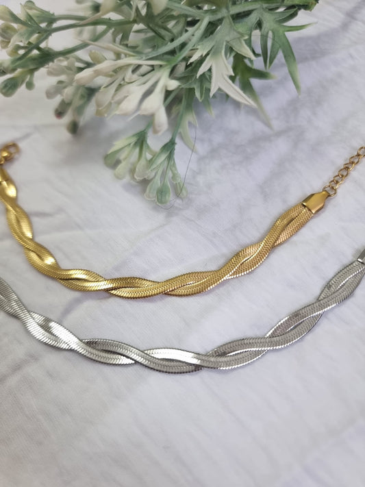Luna Twist Bracelet